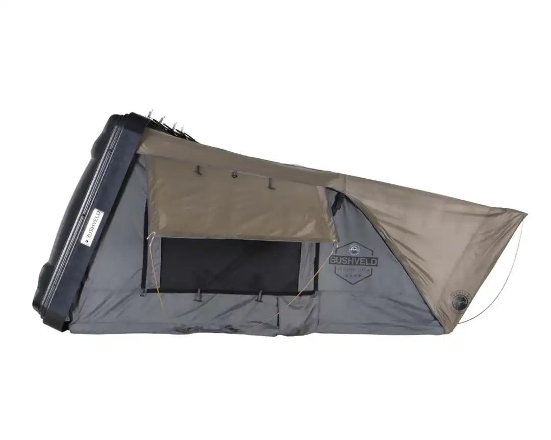 Does the tent include a canopy?