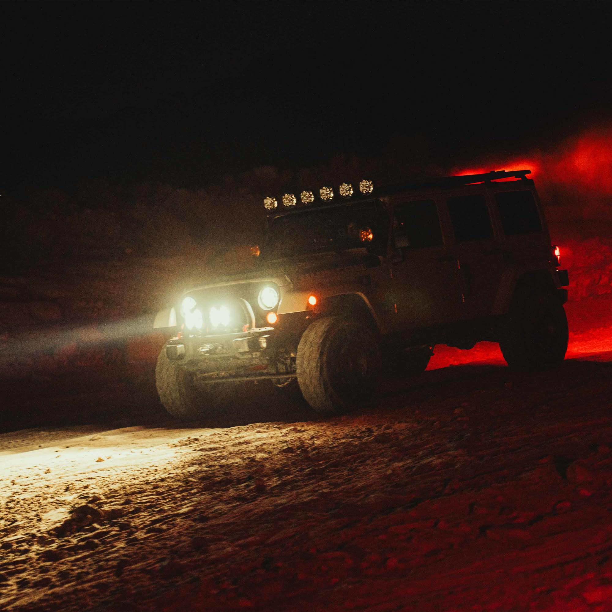 1101_Aux_Light_17.jpg