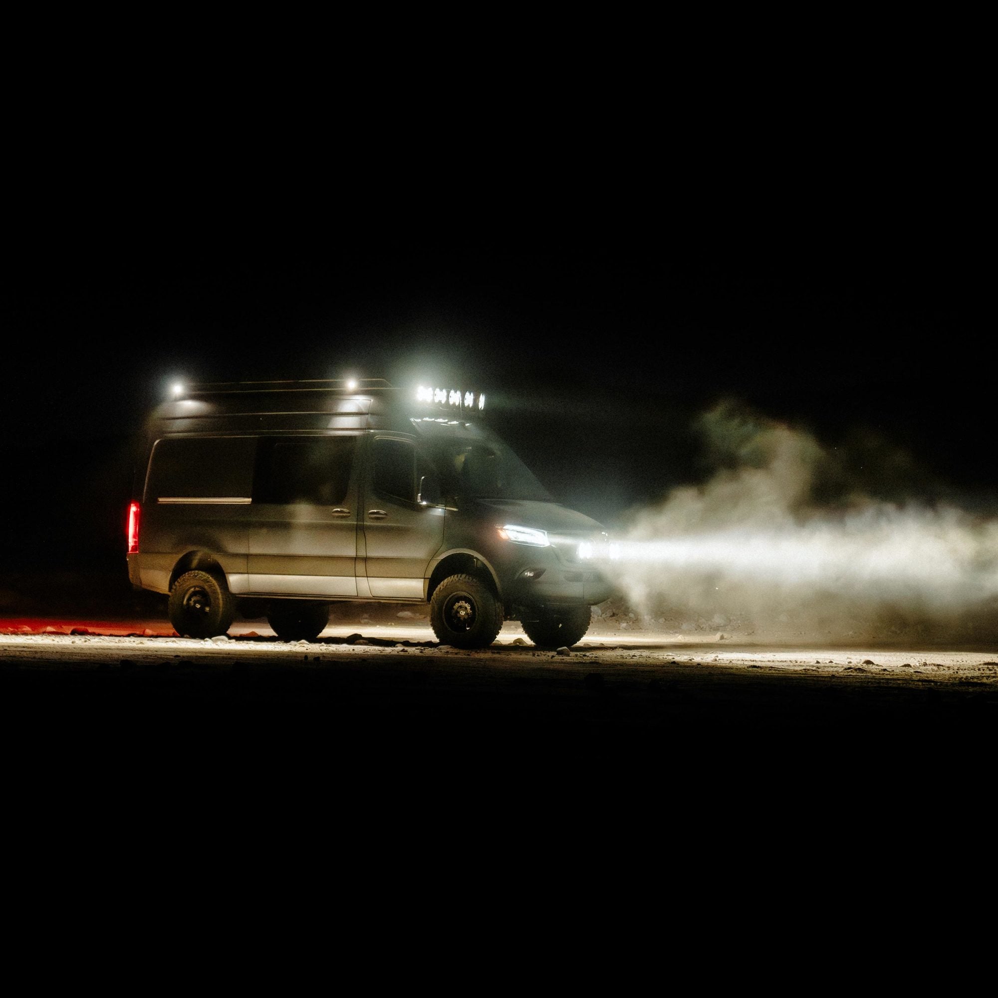 1101_Aux_Light_21.jpg