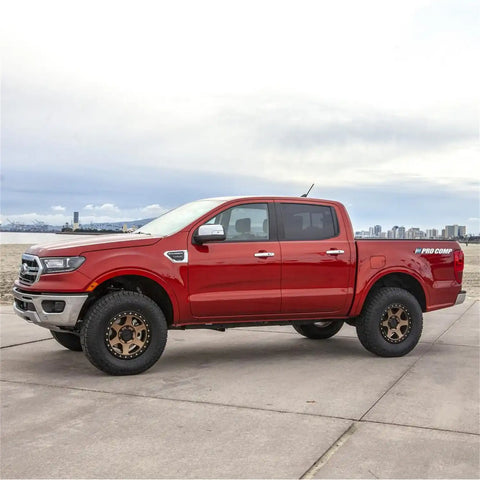 Pro Comp Suspension 62180K 2.25 INCH NITRO KIT (Includes U-Bolts and Rear Blocks)