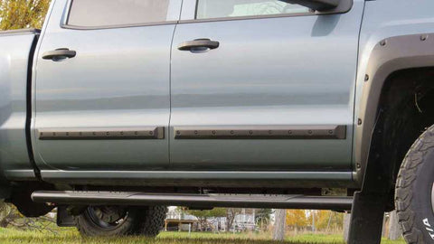EGR 991894 -19-23 Chevrolet Silverado/Gmc Sierra 1500 Bolt-On Look Body Side Molding 4Pc Set Extended Cab