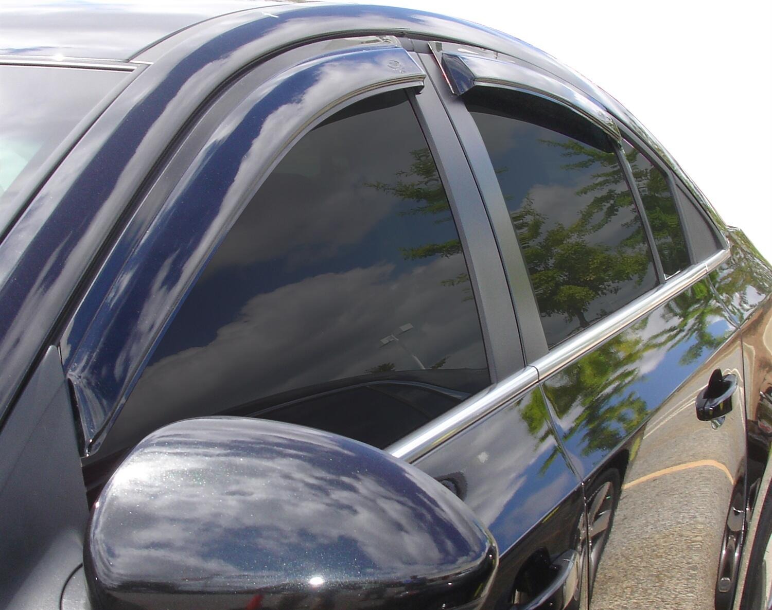 94611_on_vehicle_HR.jpg