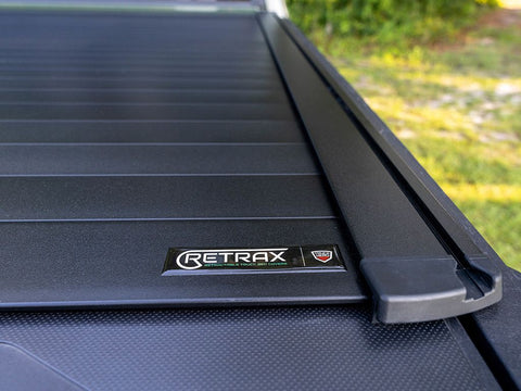 Retrax T-80380 Tonneau Cover RetraxPRO XR Manual Retractable Key Lockable 2021 Ford F-150 8 Ft. (97.6 In.)