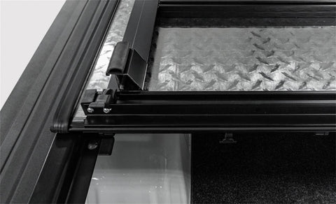 ACC-B3050109_03.jpg