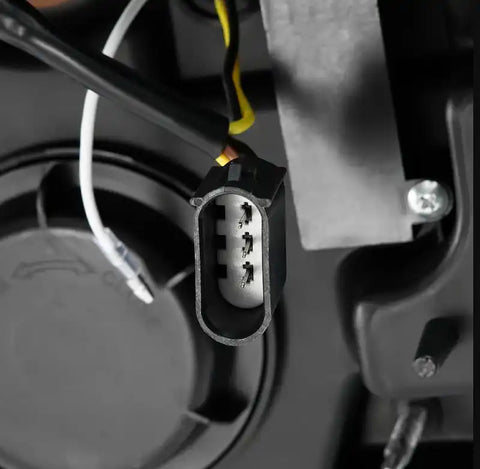 AlphaRex 880139 - Luxx-Series Projector Headlights
