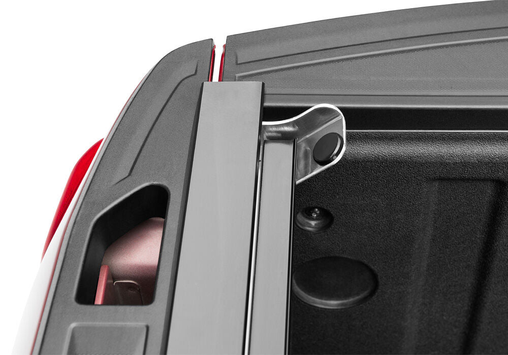 BAKBK_RevolverX2_20RedSilverado1500_Rail.jpg