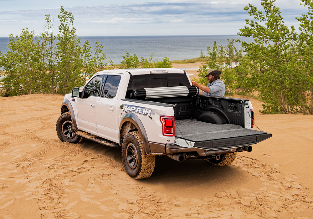 BAKBK_Revolver_X2_RearFlipOpenTailgate2.jpg