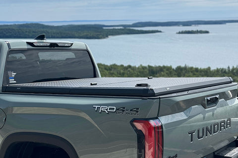 Dee Zee 19550 GUARDIAN BOX COVER 15-26 F150/22-26 TUNDRA/19-26 RAM 1500