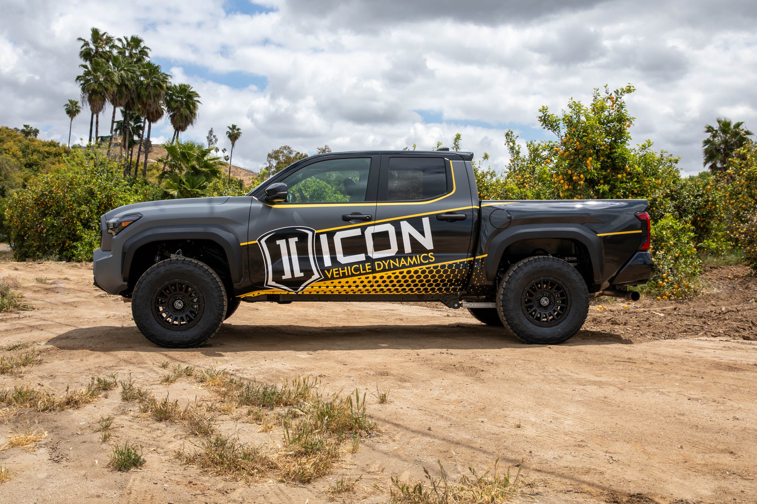 ICON_2024-Toyota-Tacoma-Suspension_Alloys-Wheels-Recon-SLX_Web-Res-3.jpg