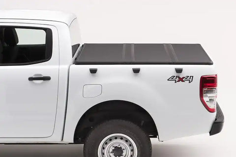 Extang 83640 - Solid Fold 2.0 16-18 Hilux Revo Dbl Cab (1523mm)