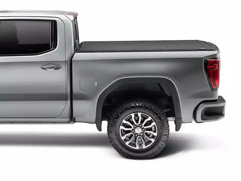 Truxedo 550001 - Lo Pro Tonneau Cover Black 2023 Chevy Colorado/GMC Canyon 5' 2 Bed