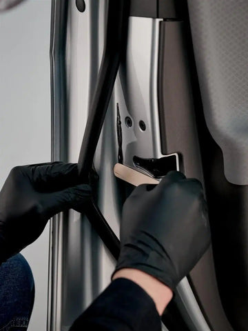 WEATERSTRIP ADHESIVE