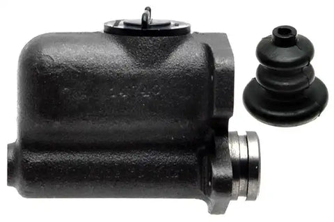 MASTER CYLINDER
