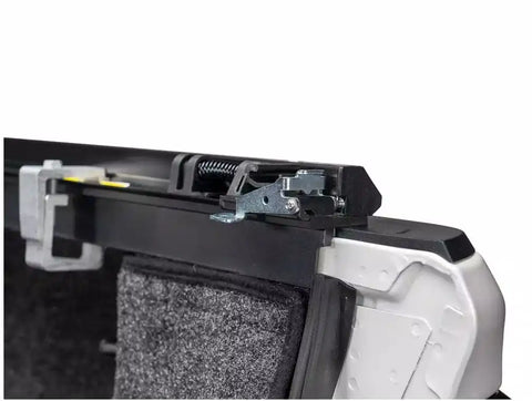 Truxedo 270601 - TruXport Tonneau Cover Black 2007-2013 Chevy Silverado/GMC Sierra 5' 9 Bed