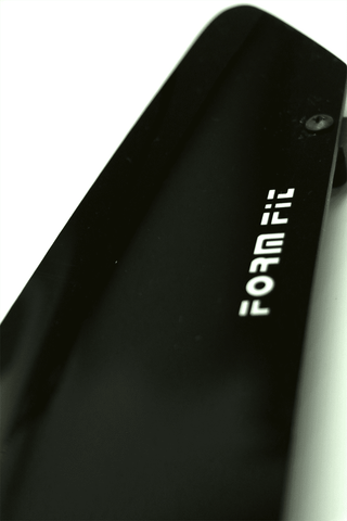 Tough Guard HD10D06 Protector de capucha acr­lico negro Formfit