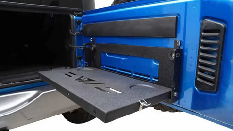 07-18 JEEP WRANGLER JK TAILGATE TAB