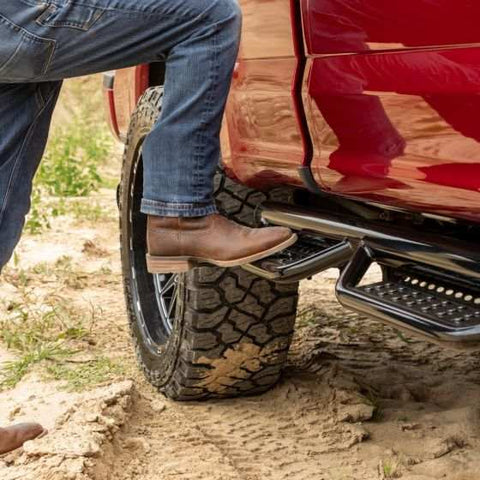 Ranch Hand RSC071Q6B6S Nerf Bar - Truck Wheel to Wheel With Drop Down Steps With Be