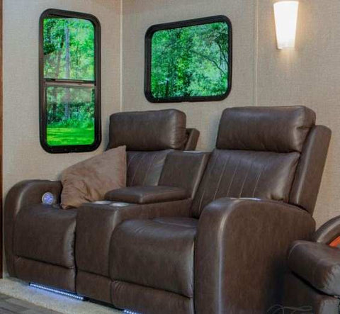 SEISMIC LEFT HAND RECLINER