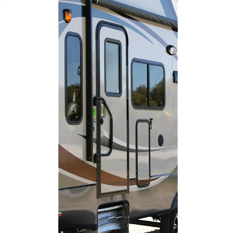 LIPPERT COMP V000400673 8070R 22 X 68.5 RH FB BH 8211PW