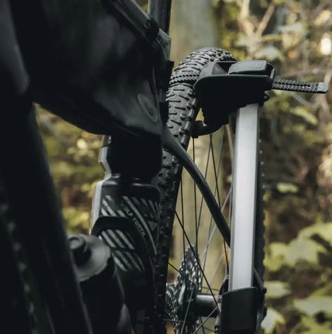 Thule 903211 Bike Rack Epos 2 Fits 1-14 Inch and 2 Inch Receivers Hold 2 Bikes Up To 75 Pound Weight Capacity