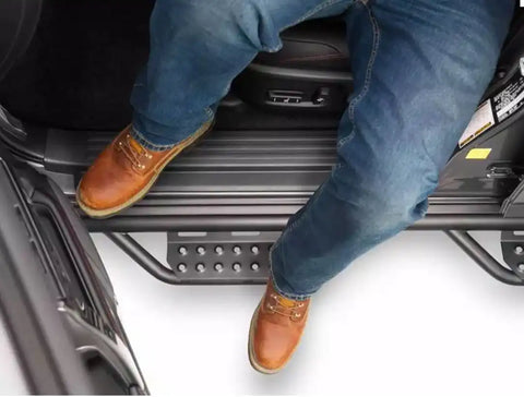 N-Fab 215418412 - Nerf Step RS Cab Len (2 Stps) 15.5-18 (19-23 Classic) Ram 1500 Crew