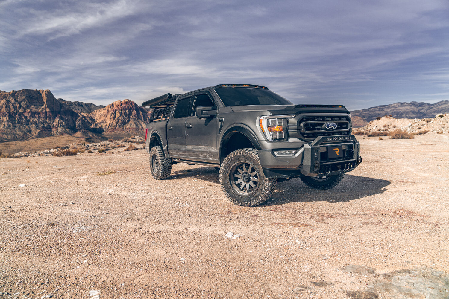 NFBnfab-hvm-bull-bar-2022-ford-f150-gray-lifestyle-01.jpg