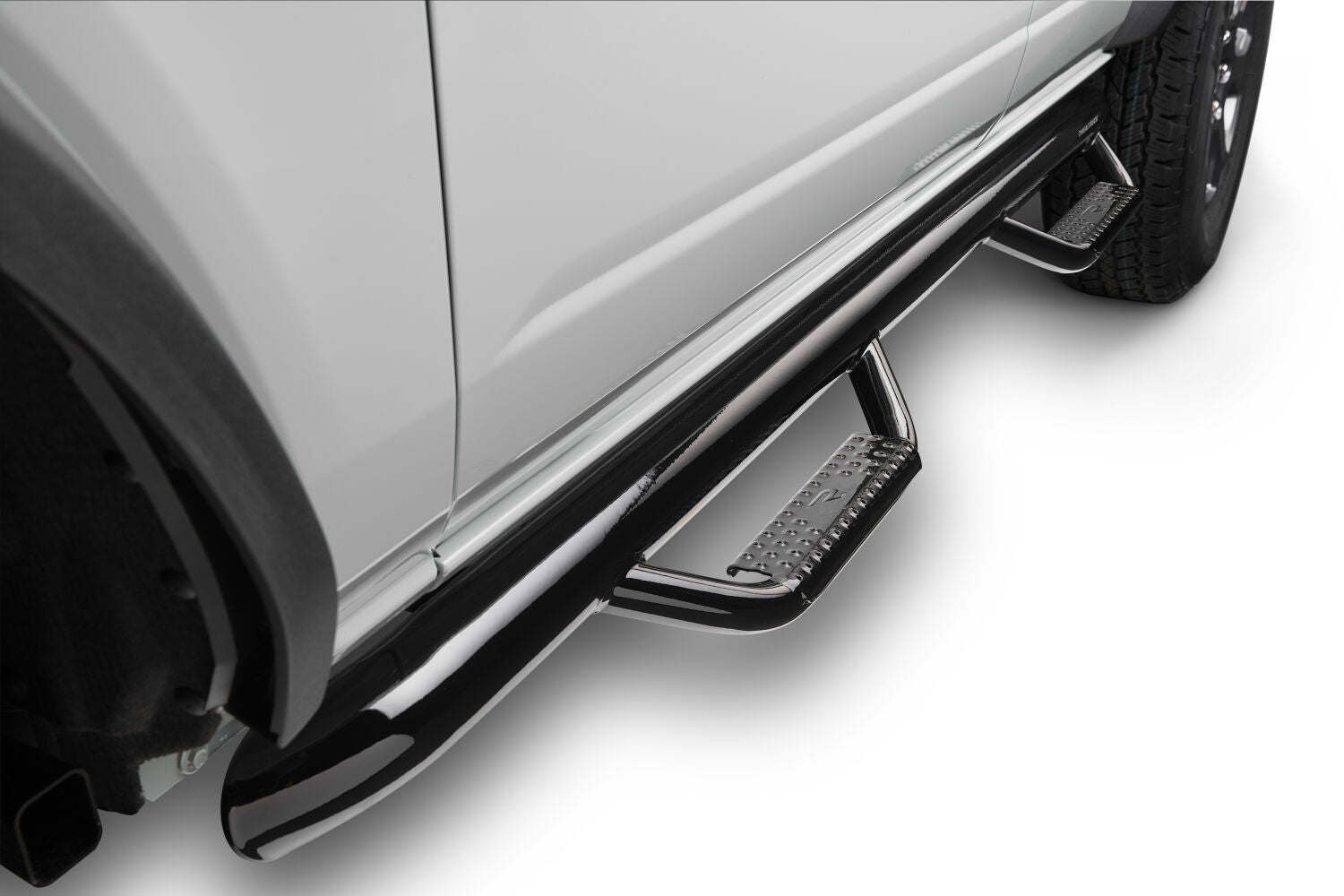 NFBnfab-nerf-step-gloss-2021-ford-bronco-cactus-gray-studio-07.jpg