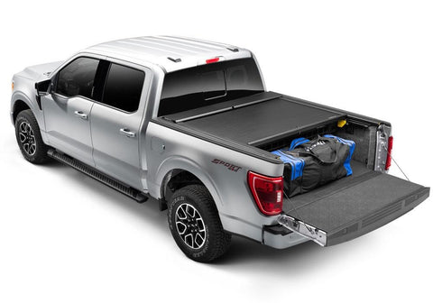 RNLroll-n-lock-cargo-manager-a-series-2021-ford-f150-silver-studio-02.jpg