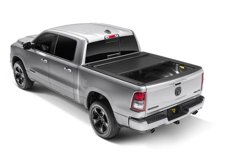 RNLroll-n-lock-e-series-2020-ram-1500-silver-studio-08.jpg