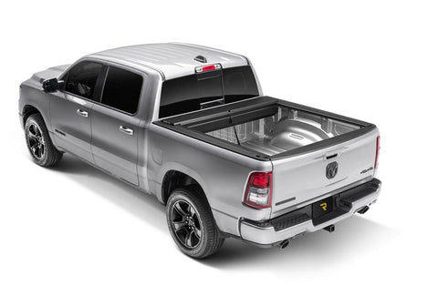 RNLroll-n-lock-m-series-2019-ram-1500-silver-studio-09.jpg
