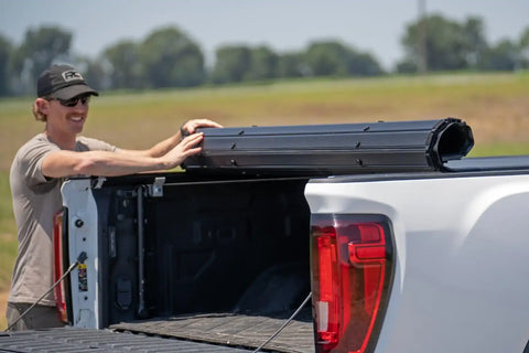 Rough Country 50120651 Hard Roll Up Bed Cover 6'9" Bed Chevy/GMC Silverado/Sierra 2500HD/3500HD (20-25)