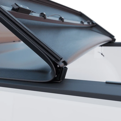 SC3 Soft Trifold Tonneau NIS Frontier (22-24) w/Utility Brackets 5'