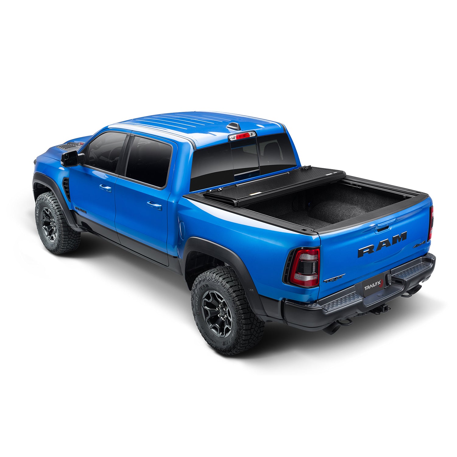 T8N_TFX8010_HF3 TONNEAU COVER_B2C_2.jpg