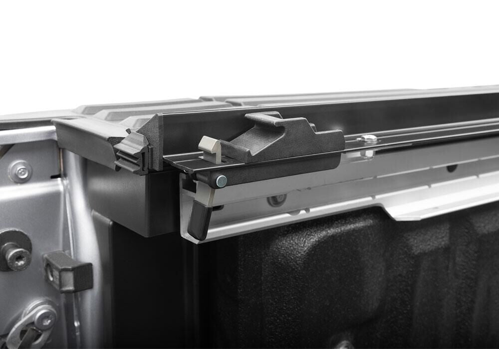TRXTX_LoPro_22Ram1500_Detail_Latch.jpg