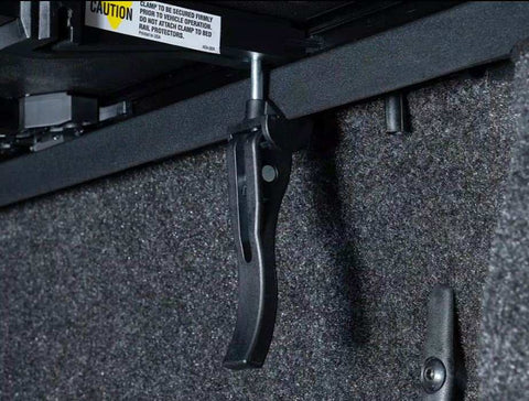 Tonno Pro HF-156 - Hard Fold 88-06 Chevrolet Silverado/GMC Sierra Incl Classic, 8'