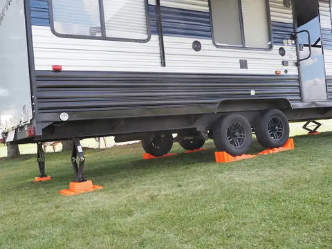 Tri-Lynx 00016 Leveling Block Levelers Use To Level RV While Parked  Set Of 4