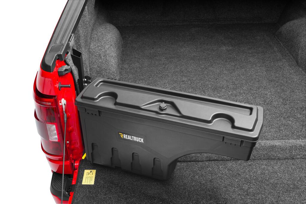 UC_SwingCase_21F-150-Ford_Red_14_RT.jpg