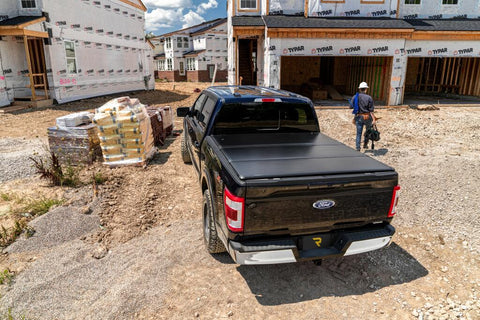 UC_Triad_21Ford-F150_Construction_1_RT.jpg