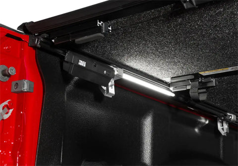 UC_UltraFlex_19Ram_Red_Details_07Light.jpg