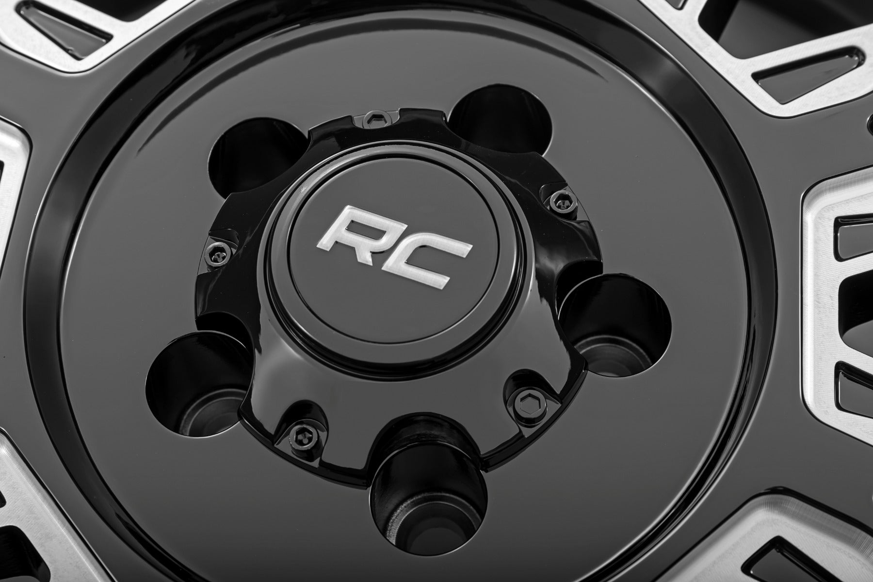 Rough Country 86 Series Wheel | One-Piece | Gloss Black | 22x10 | 8x180 | -19mm