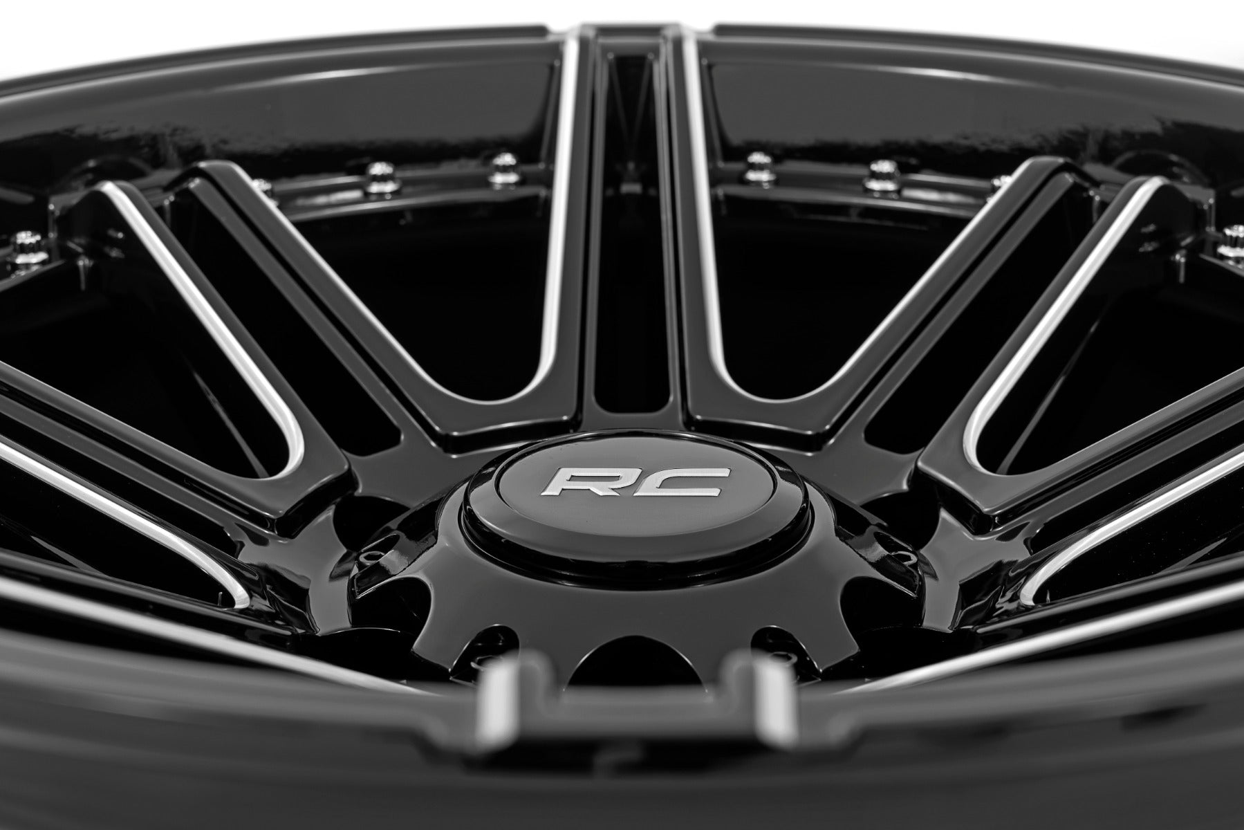 Rough Country 88 Series Wheel | One-Piece | Gloss Black | 20x10 | 5x4.5 | -19mm