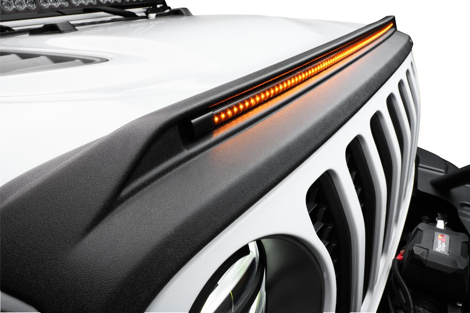 avs_aeroskinlightshield_20JeepGladiator_closeup_lighted2_753156.jpg