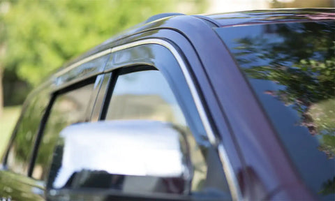 Auto Ventshade (AVS) 794033 - Ventvisor Deflector Smoke w/Chrome Trim Low Profile 4 pc.