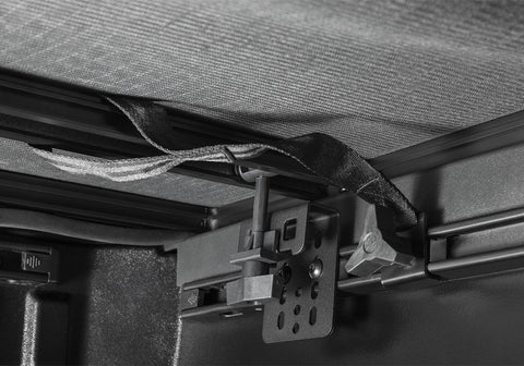 extang-trifecta-2-2024-toyota-tacoma-92832-ov-048.jpg