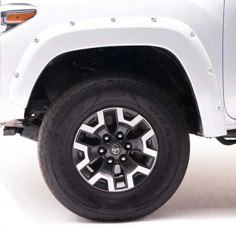 EGR 14+ Chev Silverado 6-8ft Bed Bolt-On Look Color Match Fender Flares - Set Summit White