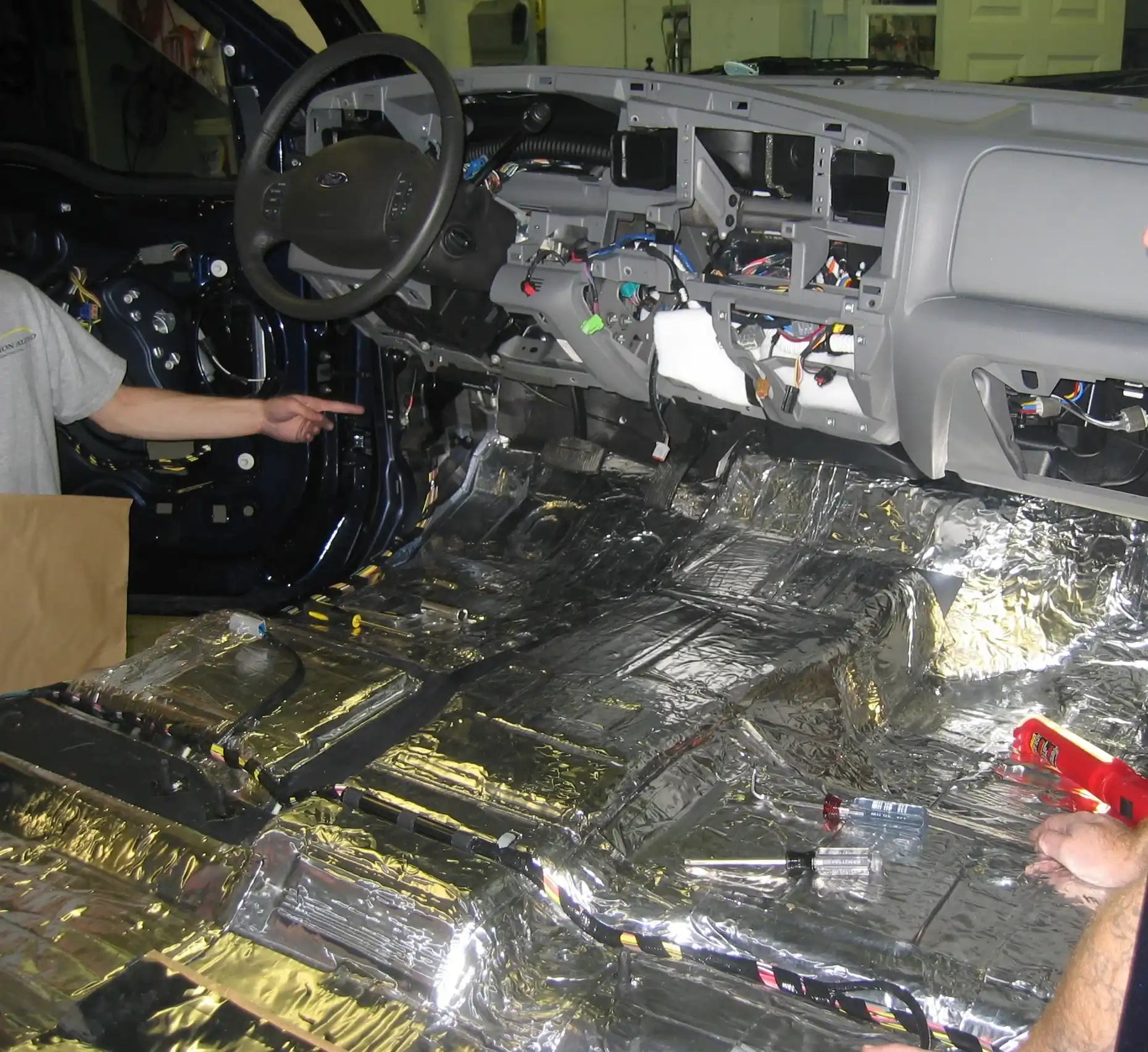 10401_Floor_Dash_Silver_2.jpg