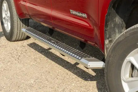 ARIES AdvantEDGE 5-1/2'' Nerf Bars with Bracket