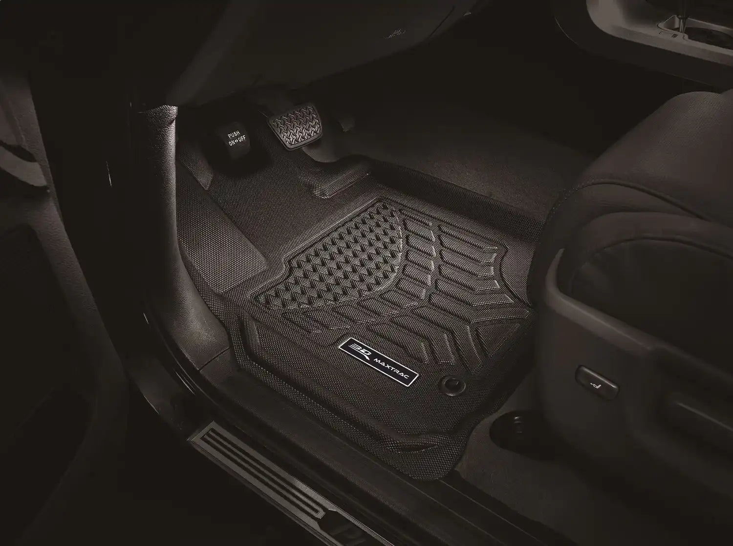 20161219_maxtrac_tundra_blk_r1.jpg
