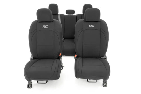 2020_gladiator_jt_frt_and_rear_seat_covers-91034_12.jpg