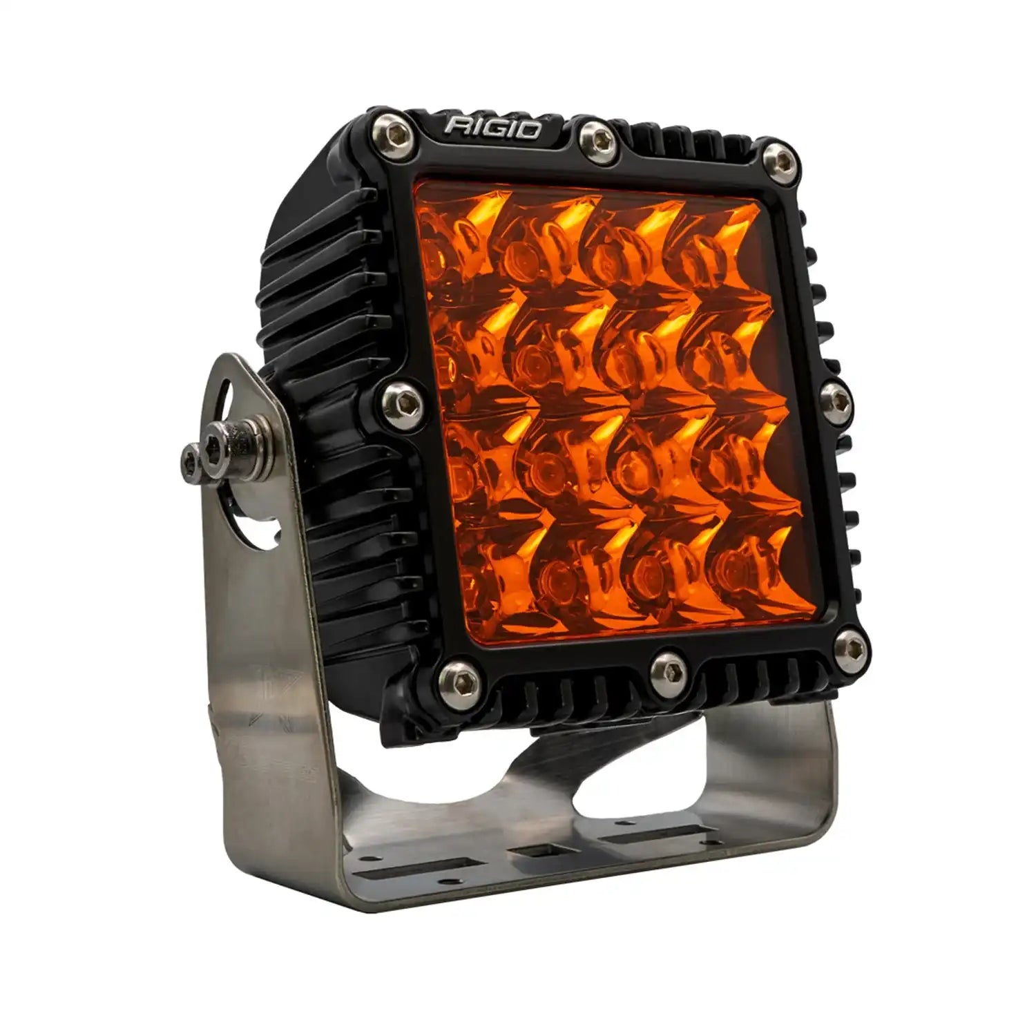 244293-Q-Series-Spot-with-Amber-PRO-Lens-03.jpg